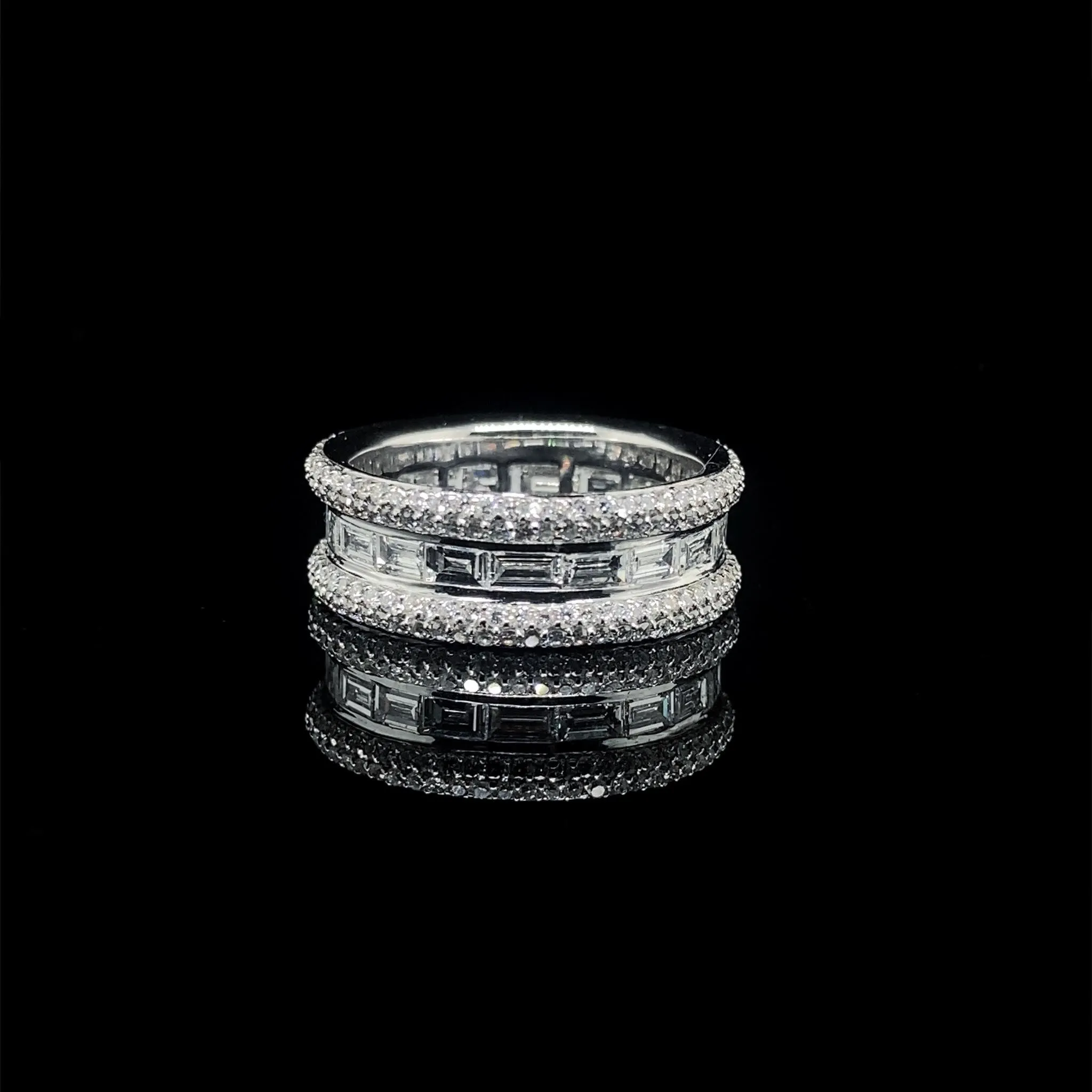 #BA144 | Full Eternity Unisex Diamond Ring 18kt
