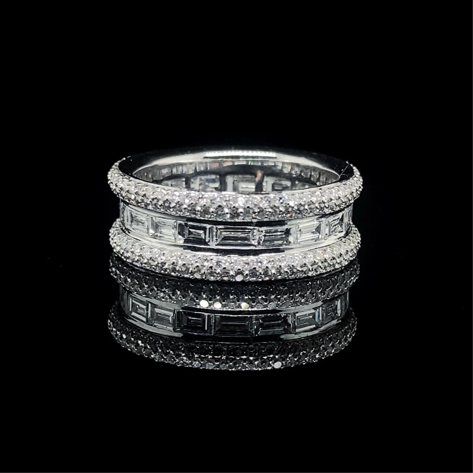 #BA144 | Full Eternity Unisex Diamond Ring 18kt