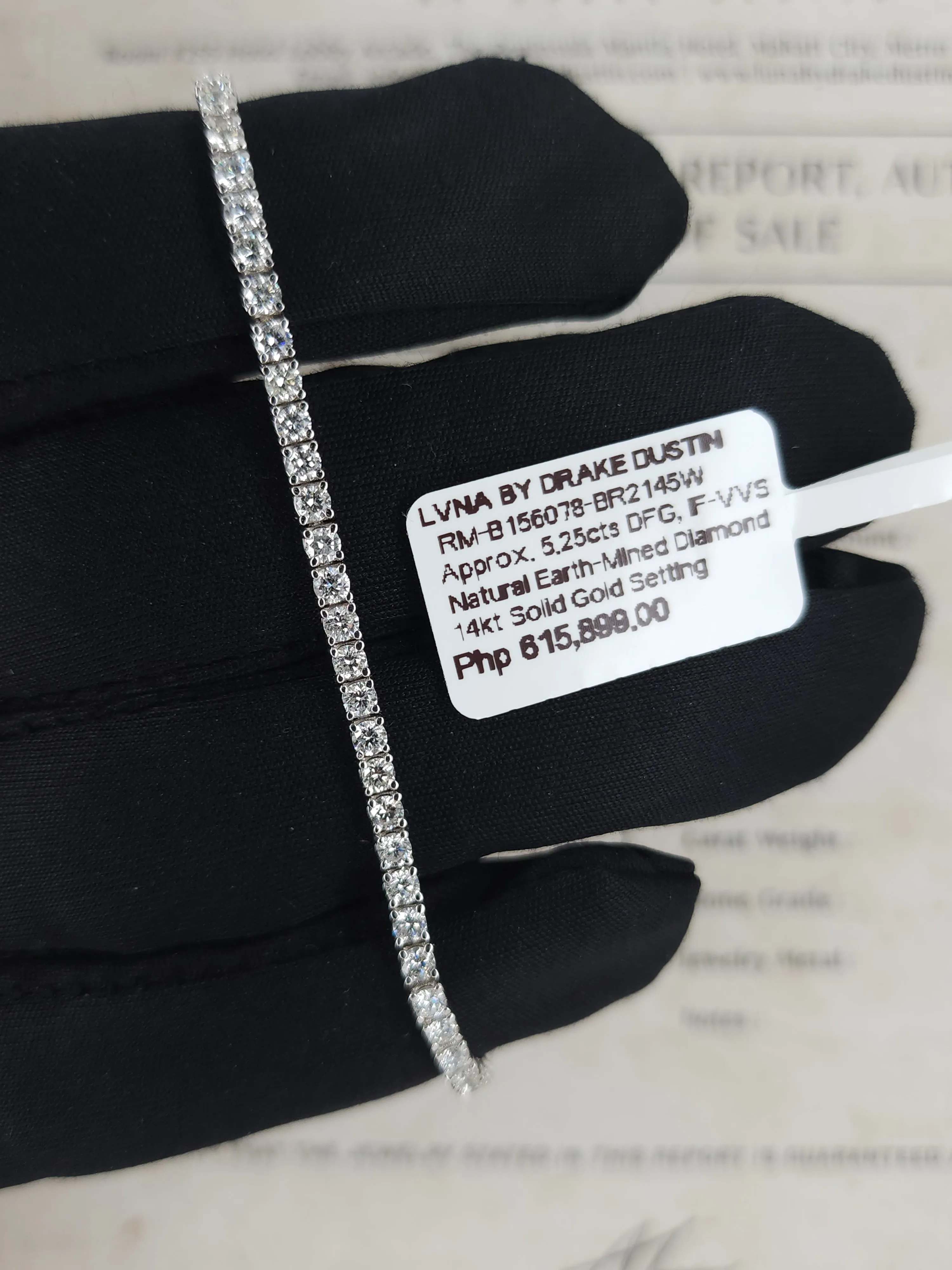 #BA157 | 5.25cts DEF, VVS Full Eternity Tennis Diamond Bracelet 14kt