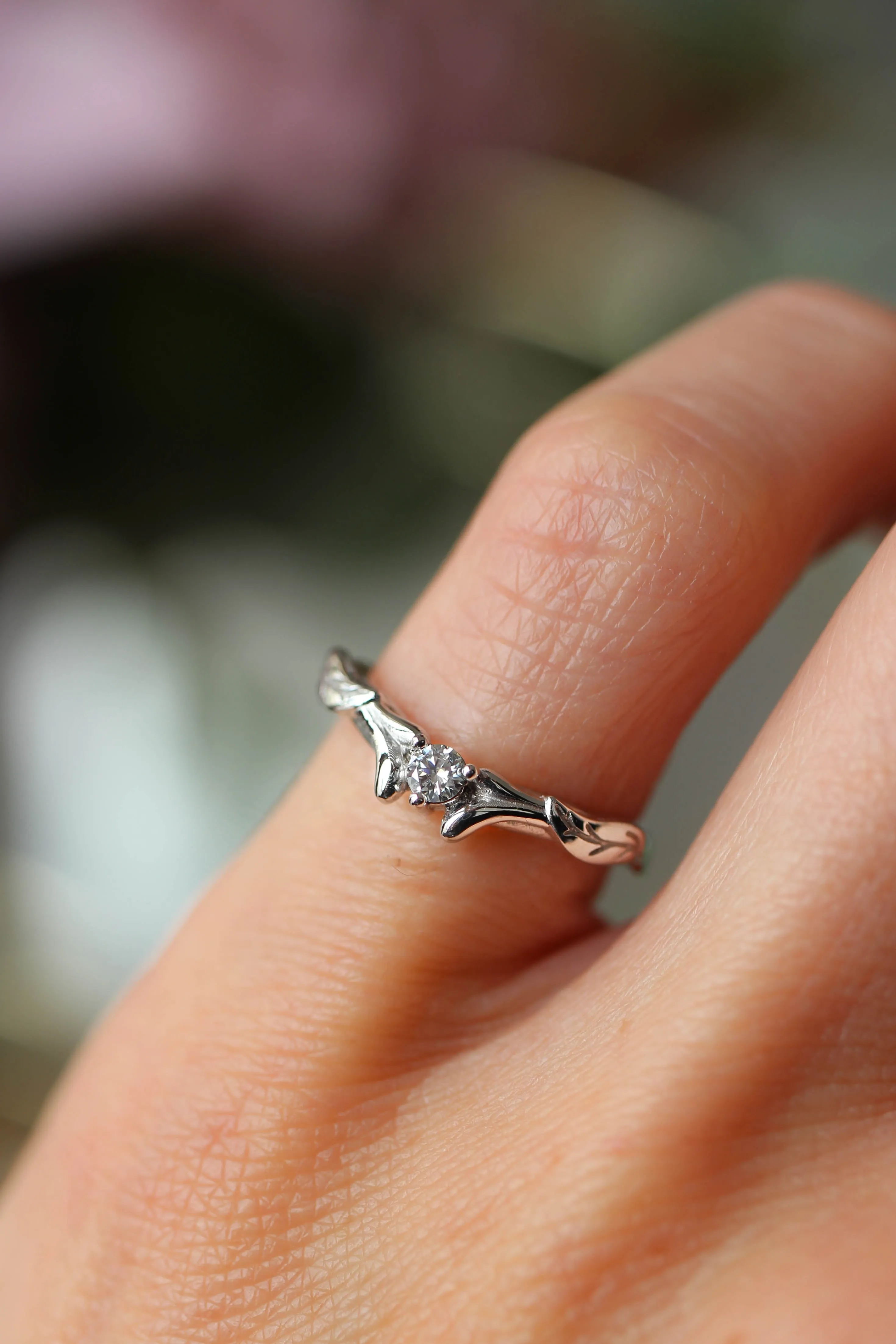Bridal ring set with alexandrite and diamonds / Wisteria