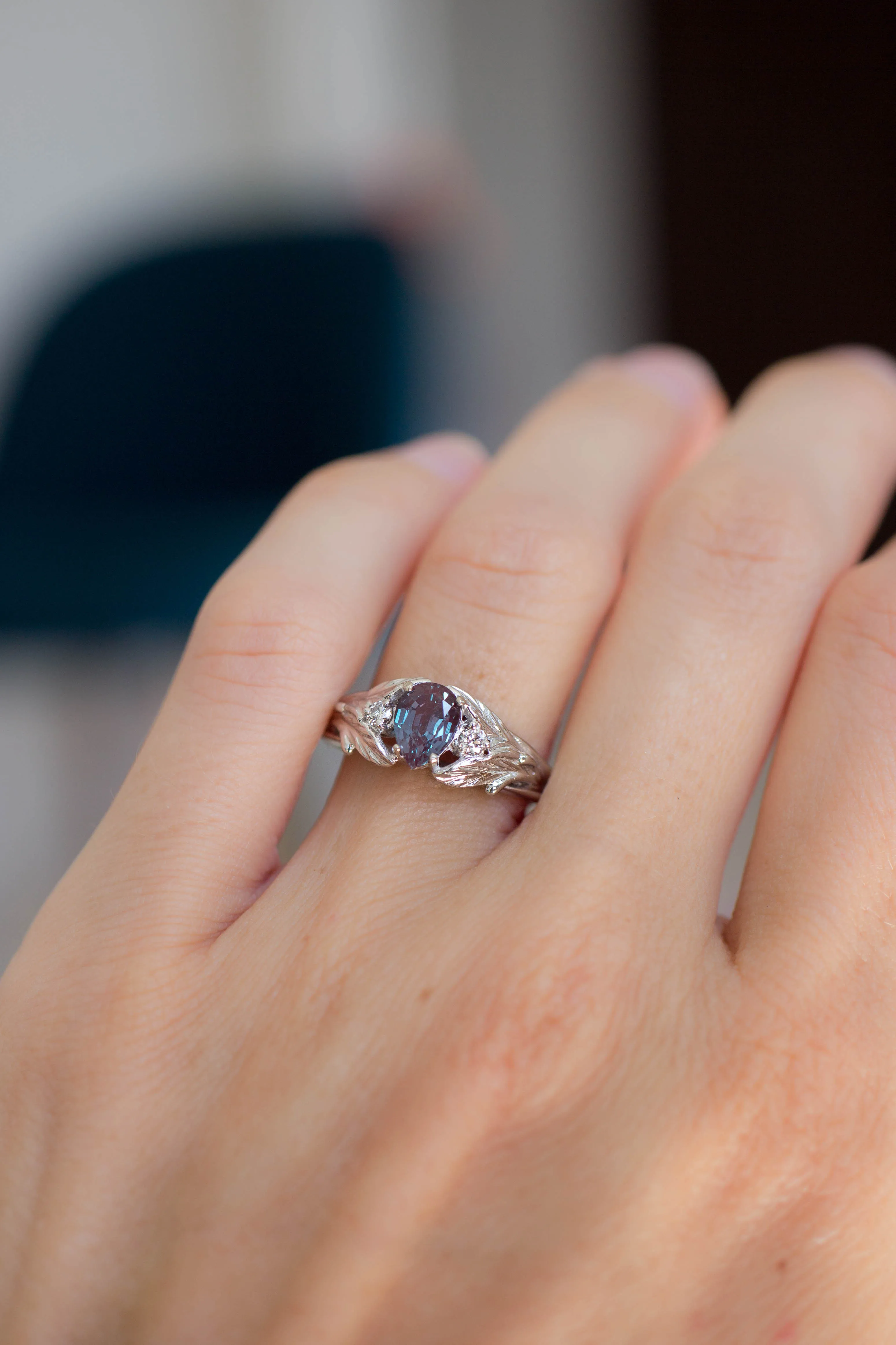 Bridal ring set with alexandrite and diamonds / Wisteria