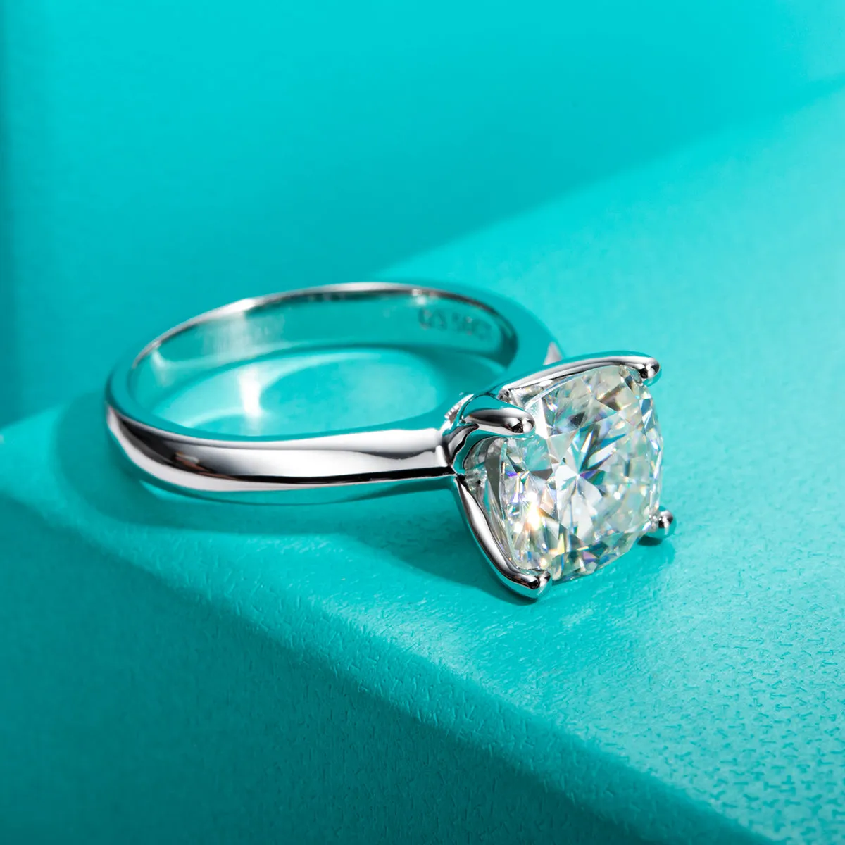Cushion Cut Moissanite Engagement Ring 925 Sterling Silver