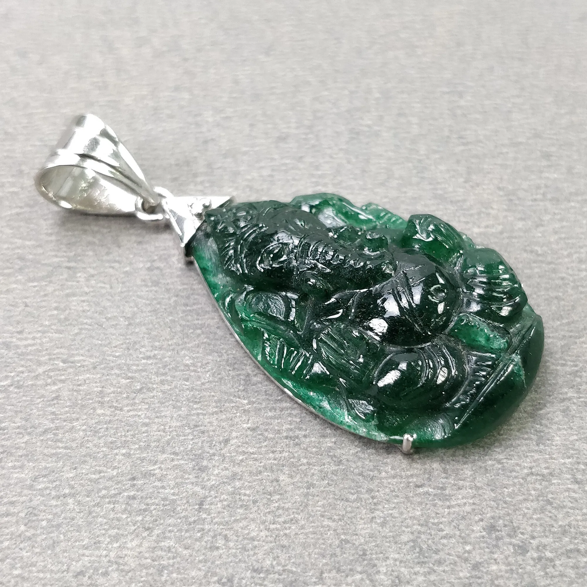 Green QUARTZITE Gemstone Carving : 8.08cts Natural Untreated Unheated Quartzite Hand Carved LORD GANESHA Pendant 35*21mm