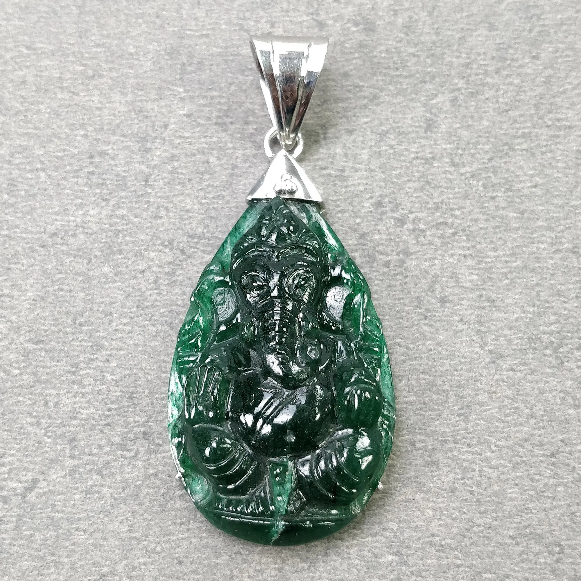 Green QUARTZITE Gemstone Carving : 8.08cts Natural Untreated Unheated Quartzite Hand Carved LORD GANESHA Pendant 35*21mm