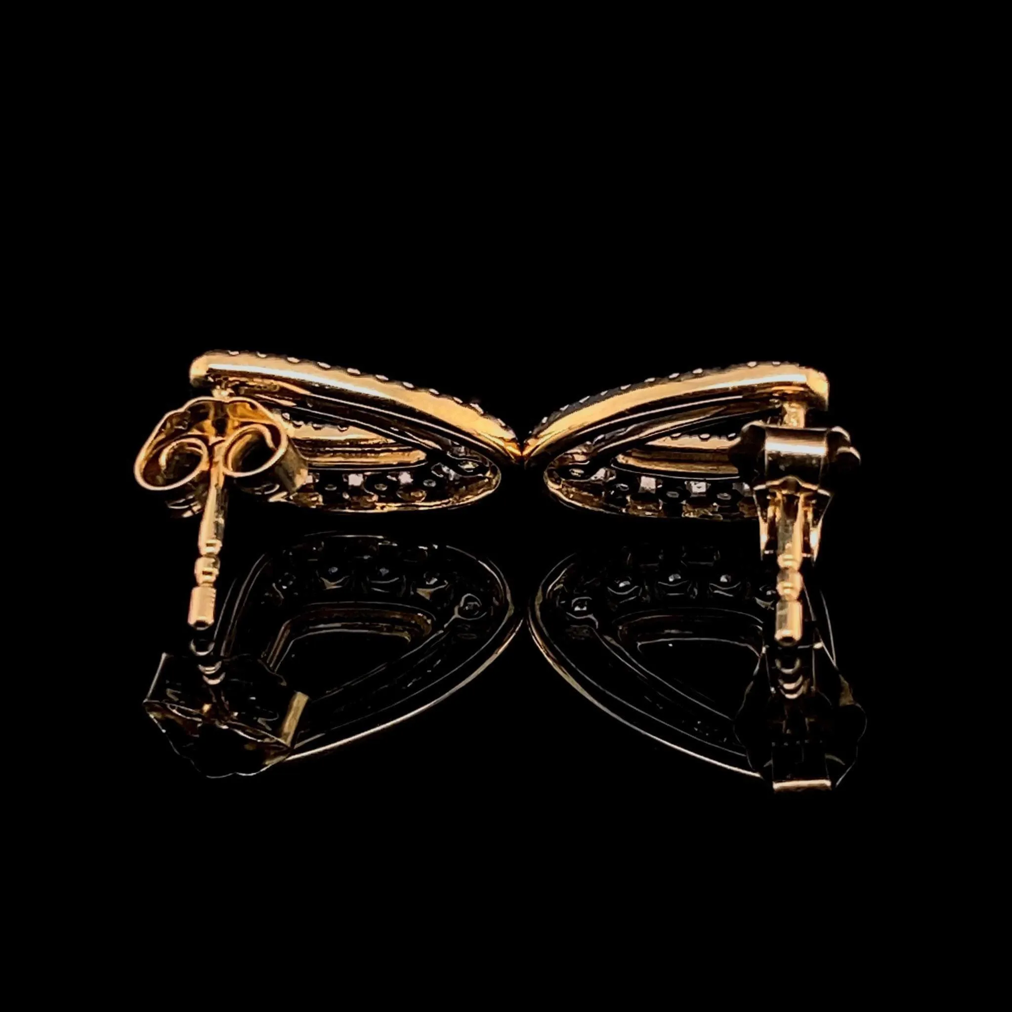 #LVNA2024 | Golden Kaberi Cluster Diamond Earrings 18kt