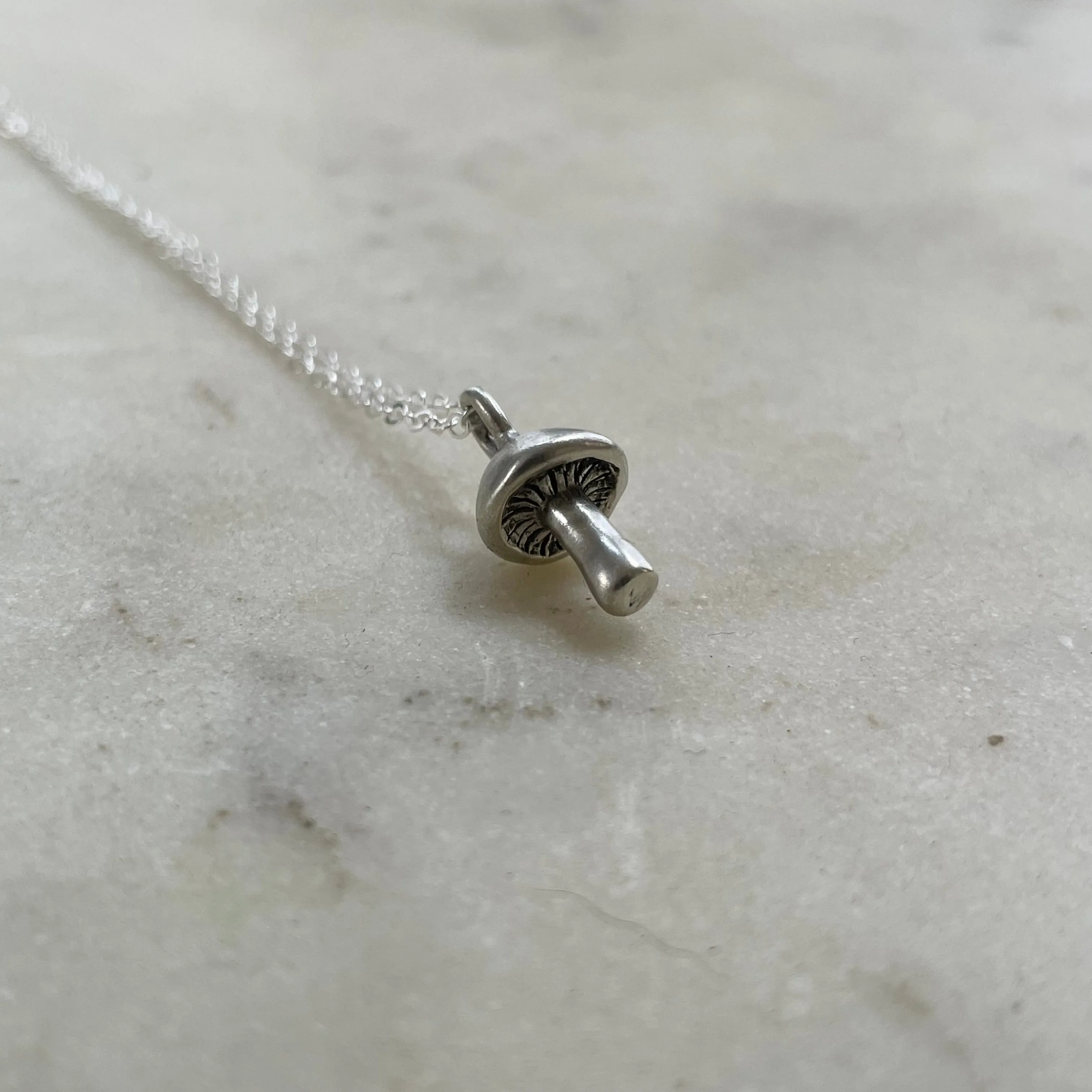 MUSHROOM PENDANT