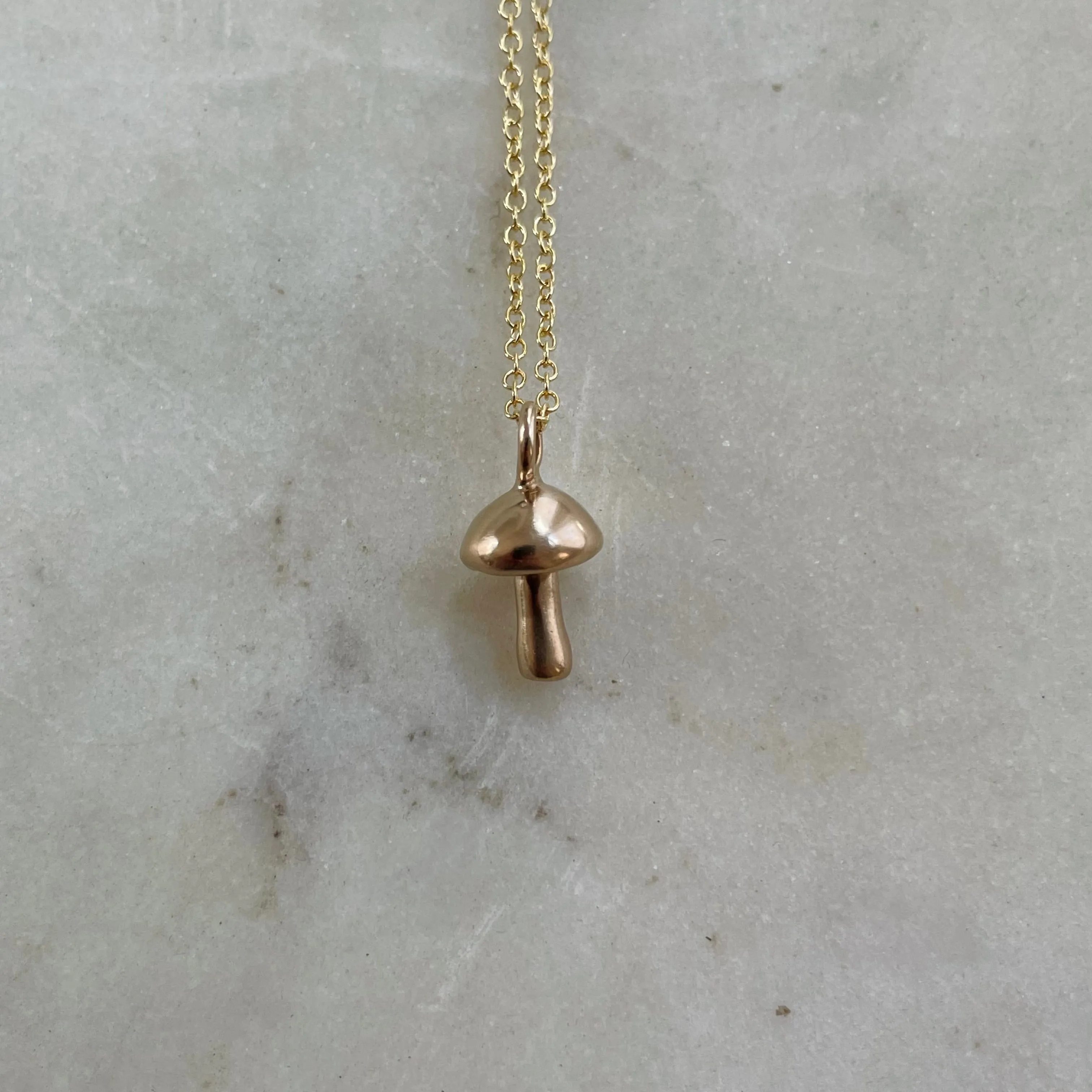MUSHROOM PENDANT