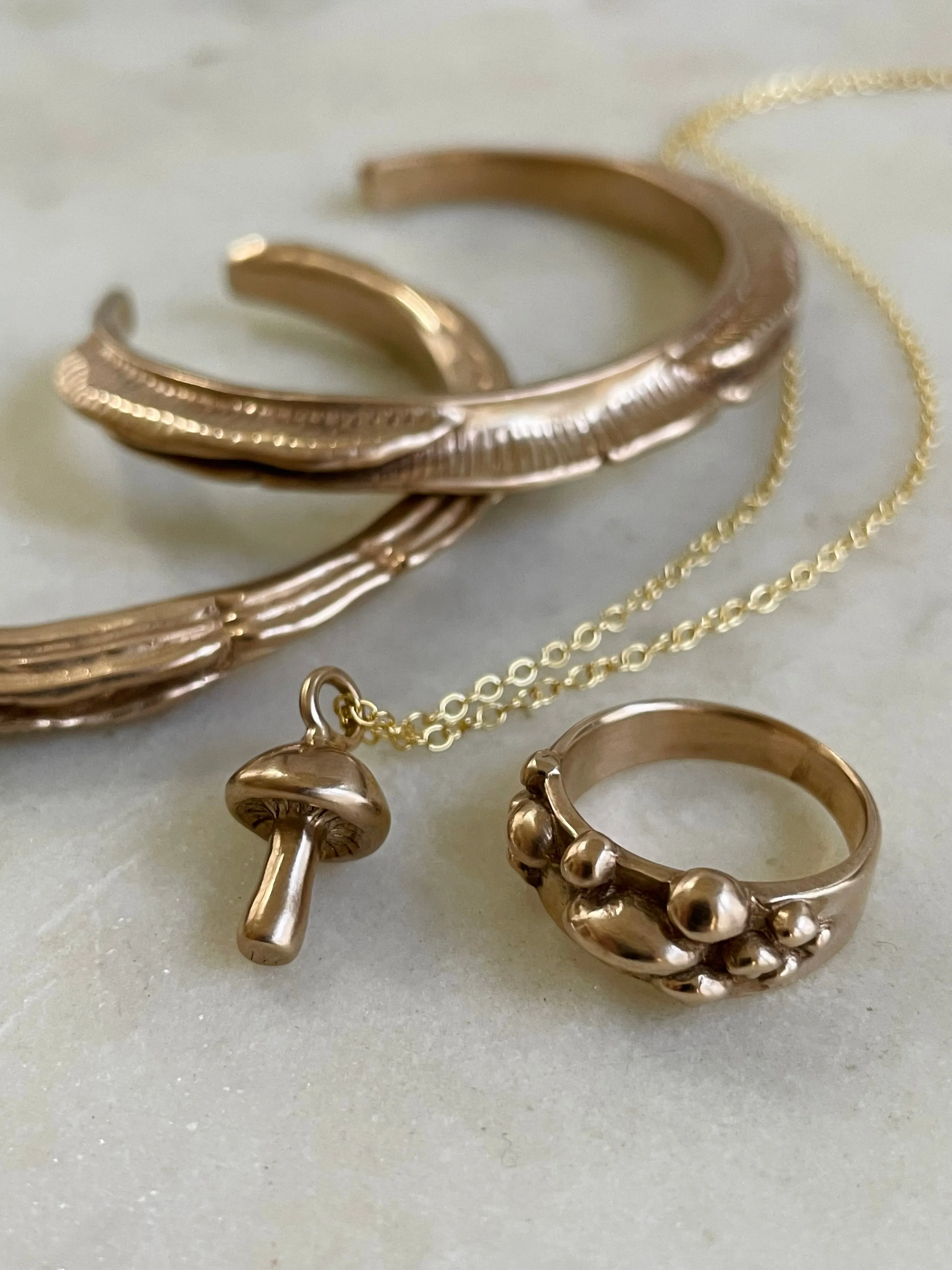 MUSHROOM PENDANT