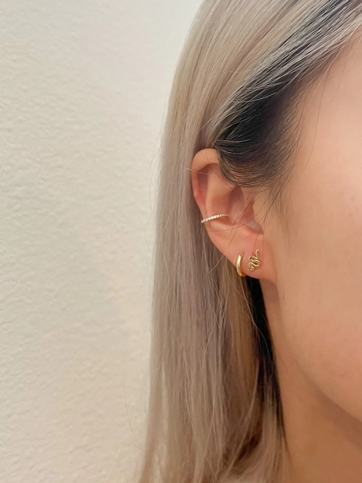Snake Studs in Gold